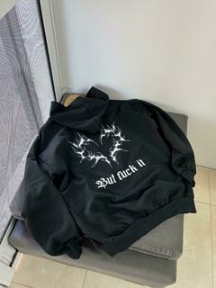 BUZOS BOXY FIT "BUT FUCK IT" (NEGRO) - comprar online
