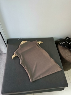 MUSCULOSAS KIM (MARRÓN) - comprar online