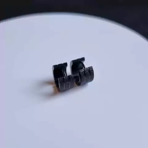 BRINCO AÇO INOX PRETO ARGOLA 5 LISTRAS 12MM