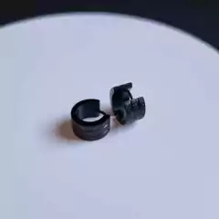 BRINCO AÇO INOX PRETO ARGOLA 5 LISTRAS 12MM - comprar online