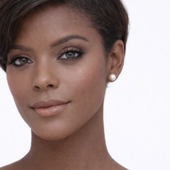 BRINCO DE PÉROLA CHATA 10MM