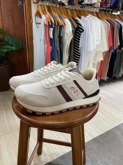 Tênis Bege Alto Courino Polo Go