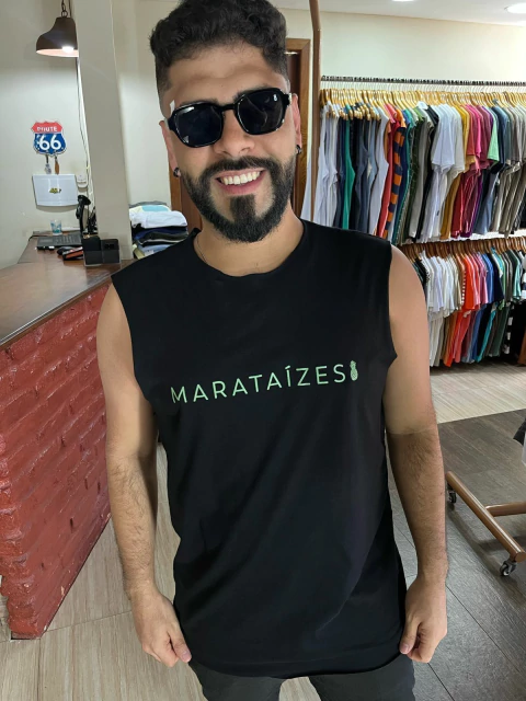 Regata Machão Preto Marataízers Abacaxi Ferroso GM