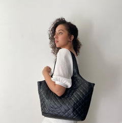Imagem do Bolsa Feminina matelassê - Poliana - Preta