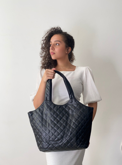 Bolsa Feminina matelassê - Poliana - Preta
