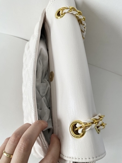 Bolsa Feminina estruturada matelassê - Jade - Of White - Tayne Tavana
