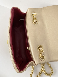 Bolsa Feminina estruturada matelassê - Bella - Dourado - Tayne Tavana