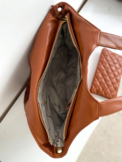 Bolsa Feminina matelassê - Poliana - Caramelo - Tayne Tavana