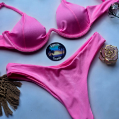 VESTIDO DE BAÑO CON COPA ROSA