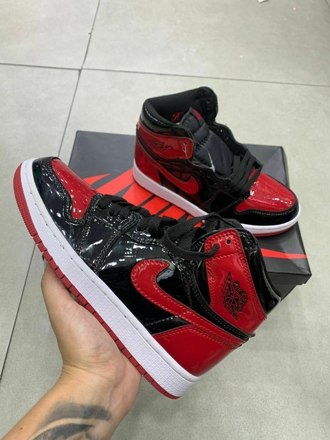 NIKE AIR JORDAN 1 HIGH PATENT BRED - PREMIUM - comprar online