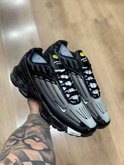 NIKE AIR MAX TN PLUS 3