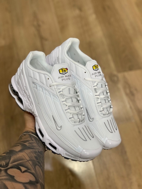 NIKE AIR MAX TN PLUS 3