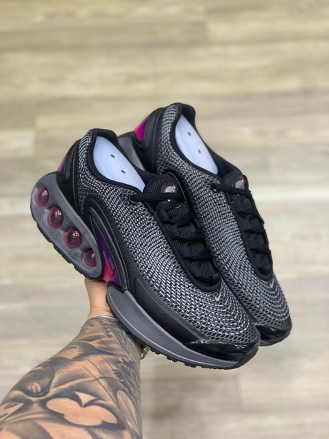 NIKE AIR MAX DN