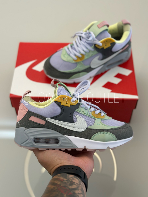 NIKE AIR MAX 90 FUTURA