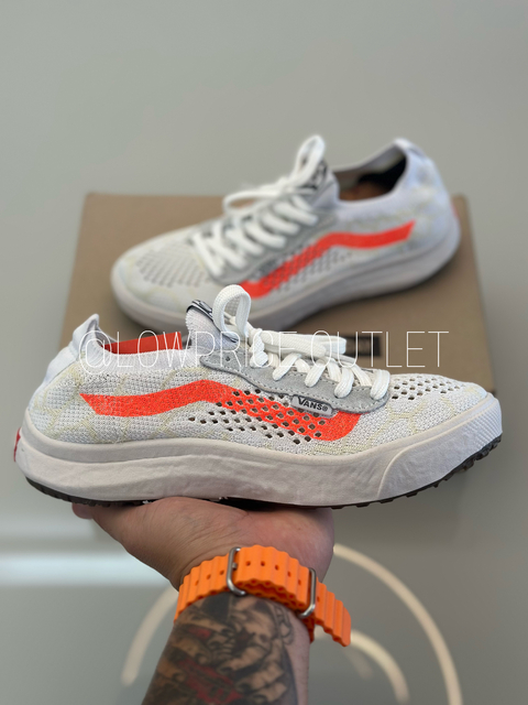 VANS ULTRARANGE VR3