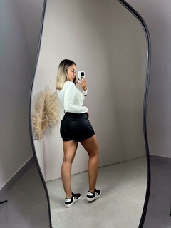 Short Camila na internet