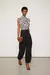 Blusa De Georgette Cropped Com Gola Alta Estampado - a.DONA.do.SANTo store®