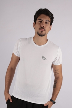 T-shirt - Masculina - Branca