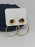 Brinco Dourado Ear Jacket Liso

Explore o estilo contemporâneo e a elegância minimalista com o nosso Brinco Dourado Ear Jacket Liso. Esta peça única combina o design moderno com a simplicidade sofisticada, perfeita para adicionar um toque de brilho discre