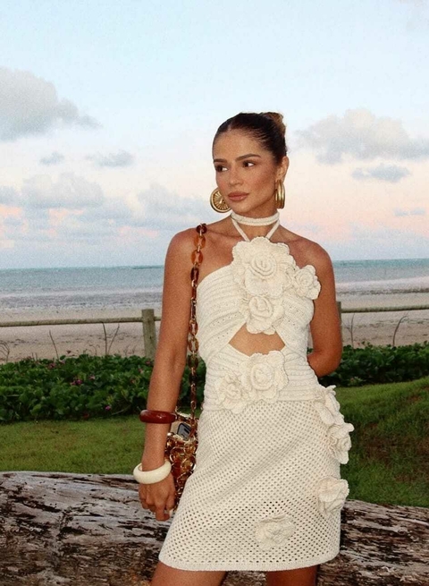 VESTIDO CURTO FLORES TRICOT - SKAZI