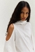 BLUSA AMPLA GOLA ALTA ABERTURA OMBRO MALHA OFF WHITE - TIG