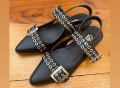 Sandalias con tachas (art 734)