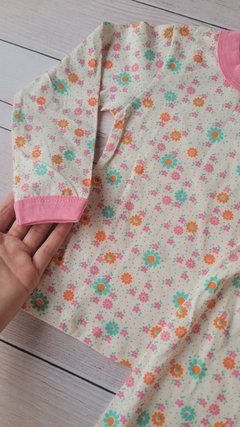 Imagem do Pijama menina flores