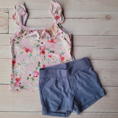 Imagem do Conjunto menina blusa e short flores