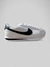 Nike Cortez — Blanco y negro