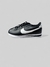 Nike Cortez — Negro y blanco en internet