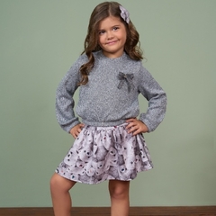 CONJUNTO COM BLUSAO EM MALHA TRICOT MESCLA E SAIA EM CREPE COM ESTAMPA EXCLUSIVA - comprar online