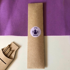 caixinha com 7 incensos - diversos aromas: lavanda, morango, limão… na internet