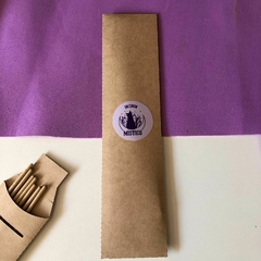 caixinha com 7 incensos - diversos aromas: lavanda, morango, limão… - comprar online