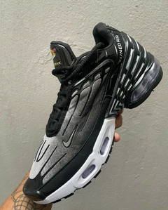 NAIKE TN PLUS NEGRAS - comprar online