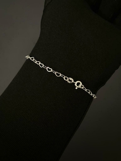 Pulseira Mini Corações de Prata Feminina - comprar online