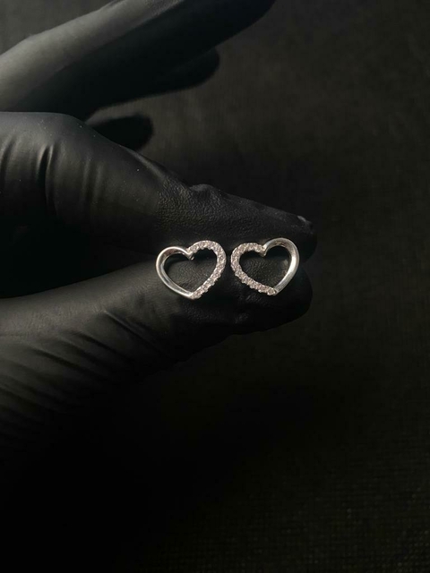 Brinco de Coração Cravejado de Prata Feminino