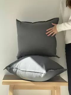 Almohadon color GRIS GRAFITO