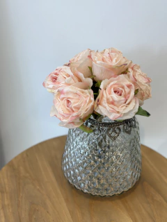 Ramo de rosas rosa