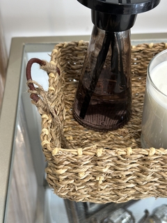 Canasta de seagrass con manijita - Gelsomino Home Deco