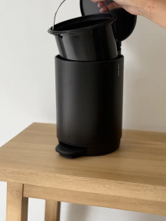 Cesto de residuos 3 lt negro mate en internet