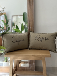 Almohadon bordado CALMA - Gelsomino Home Deco