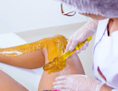 Depilação corporal em Cera