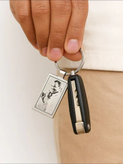 Chaveiro com foto personalizado aço inox - Jenna | Loja-online de acessórios e semijoias