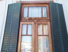 Ventana De Madera Cedro Con Celosías Cod.13091 - Aberturas Recicladas