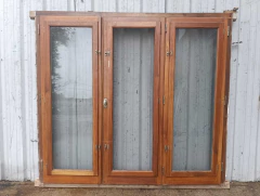 Dos ventanas antiguas de madera cedro Cod.13458
