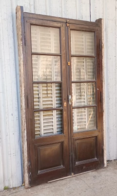 Imagen de Antigua puerta de cedro con celosías Cod.13485
