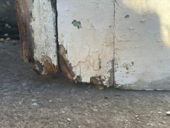 Puerta de madera cedro con marco Cod.13664 en internet