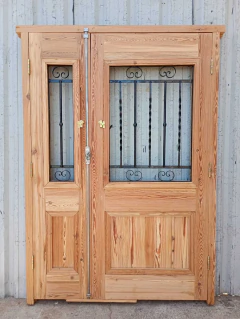 Imagen de Puerta Frente Madera Antigua Pinotea Cod.13685