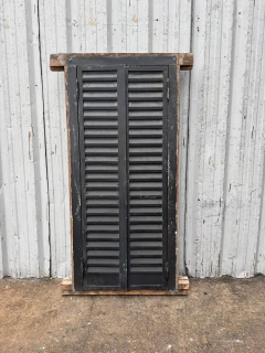 Dos Ventanas De Cedro Con Celosias Cod.14009 - tienda online