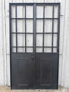 Imagen de Puerta Antigua De Hierro Con Marco Cod.14034